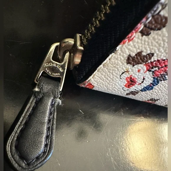 Coach Floral Tea Rose Cream Accordion Zip Wallet with Navy Interior - Picture 5 of 9